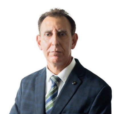 Dr. Leonel Cantú Leal